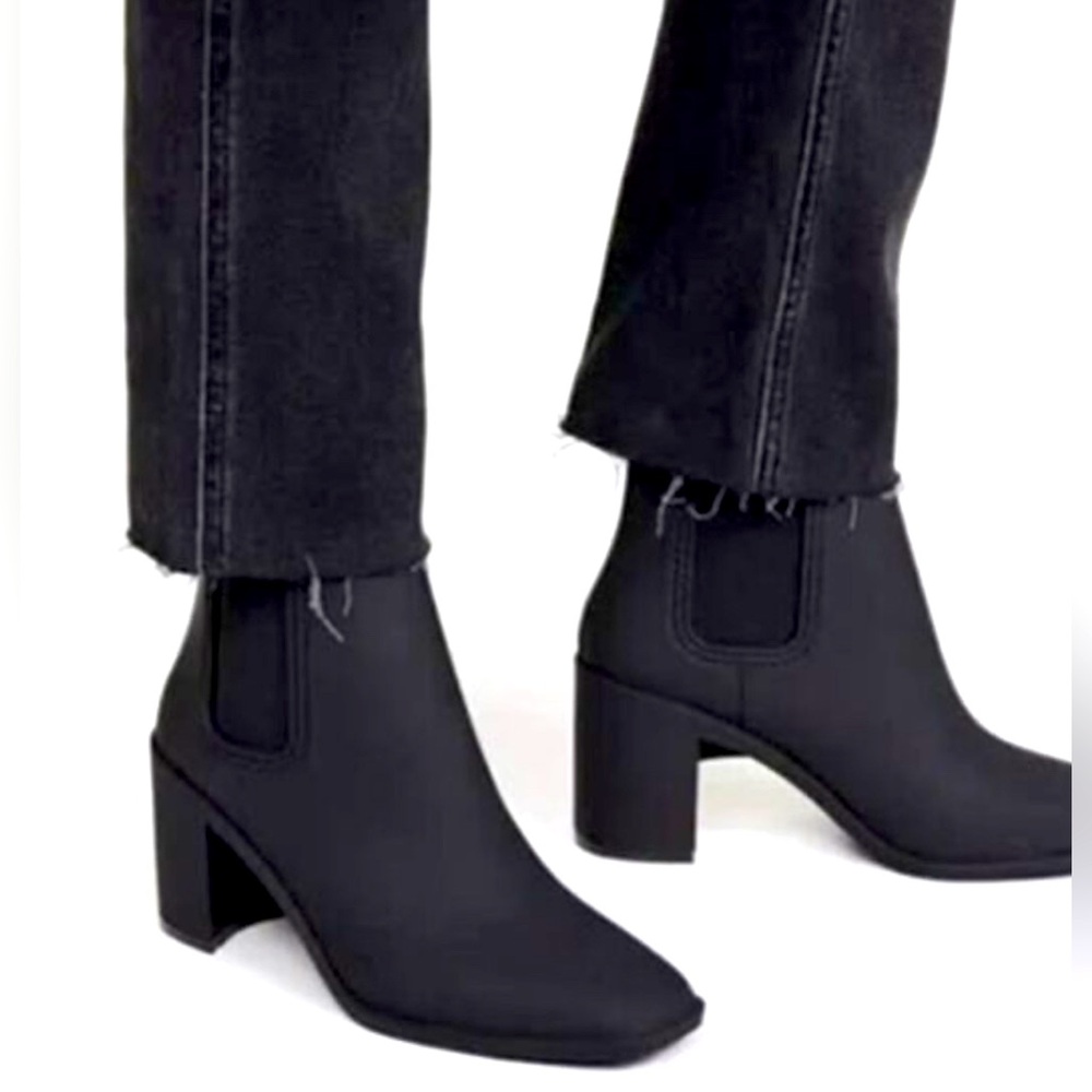 Jeffrey Campbell Hurricane Chunky Heel Rain Boot Black Size 9